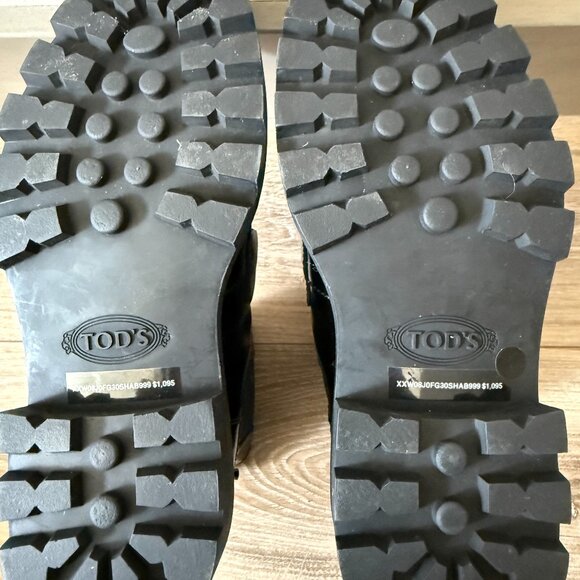 Tod's of Italy Women's Boots- Size 37 1/2 - Picture 4 of 5